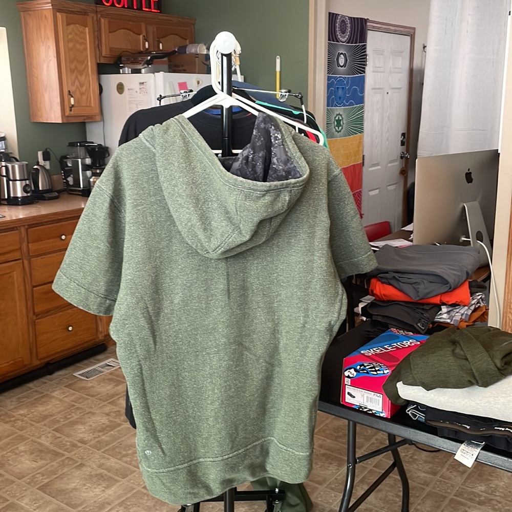 Lululemon Bodhi Short Sleeve Hoodie Heathered Tank Green